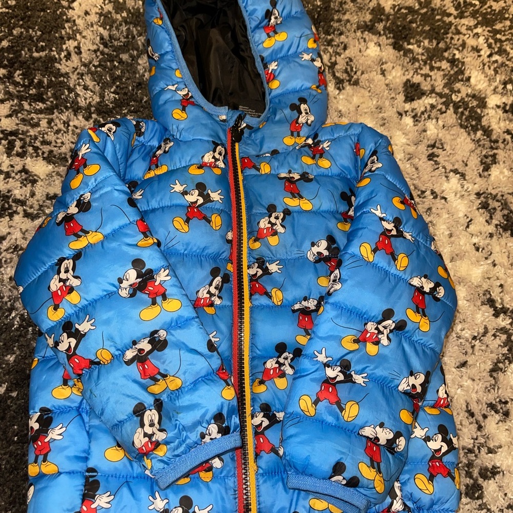 Disney Kids Toddler packable puffer jacket. Size 18-24 months.